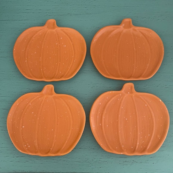Target Other - Target discontinued Orange Pumpkin Appetizer Plates